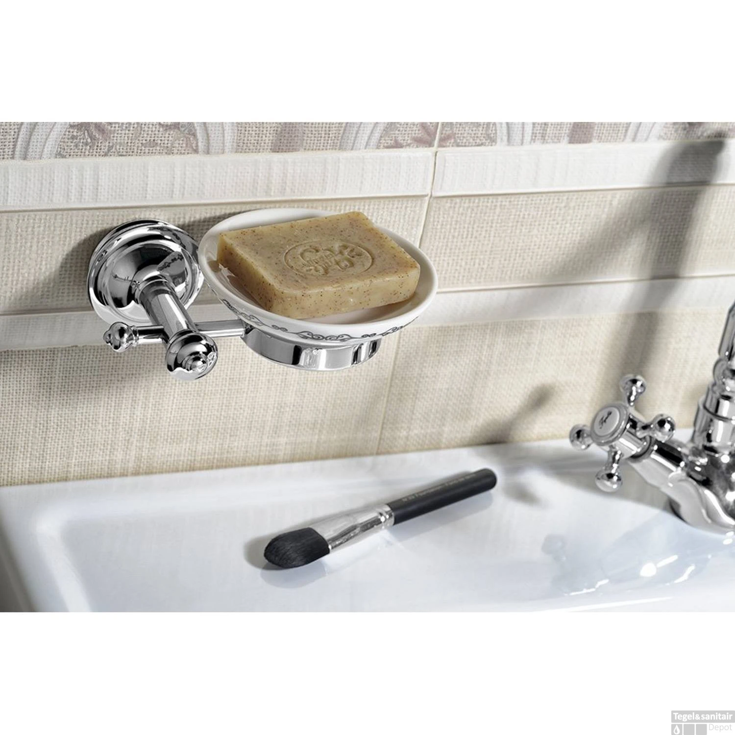 Zeephouder Sapho Astor Hangend 15.3x5.8 Cm Chroom / Wit 4 Zeephouder Sapho Astor Hangend 15.3x5.8 Cm Chroom / Wit - Afbeelding 2