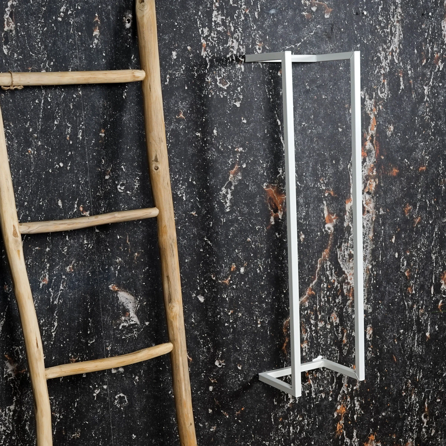 BWS Handdoekenrek Industrieel | 95x25x20cm | Mat Wit 7 BWS Handdoekenrek Industrieel | 95x25x20cm | Mat Wit - Afbeelding 5