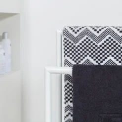 Handdoekrek 2-armig Sealskin Tube Wit 13 Handdoekrek 2-armig Sealskin Tube Wit -Goedkope Stijl Baden Winkel 362383210 sfeer 2