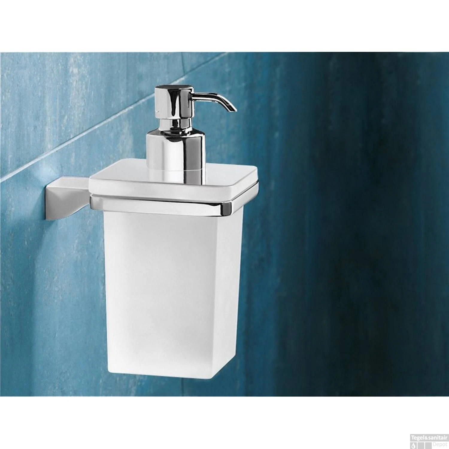 Zeepdispenser Sapho Glamour Hangend 250 ML Chroom / Satijnglas 6 Zeepdispenser Sapho Glamour Hangend 250 ML Chroom / Satijnglas - Afbeelding 4