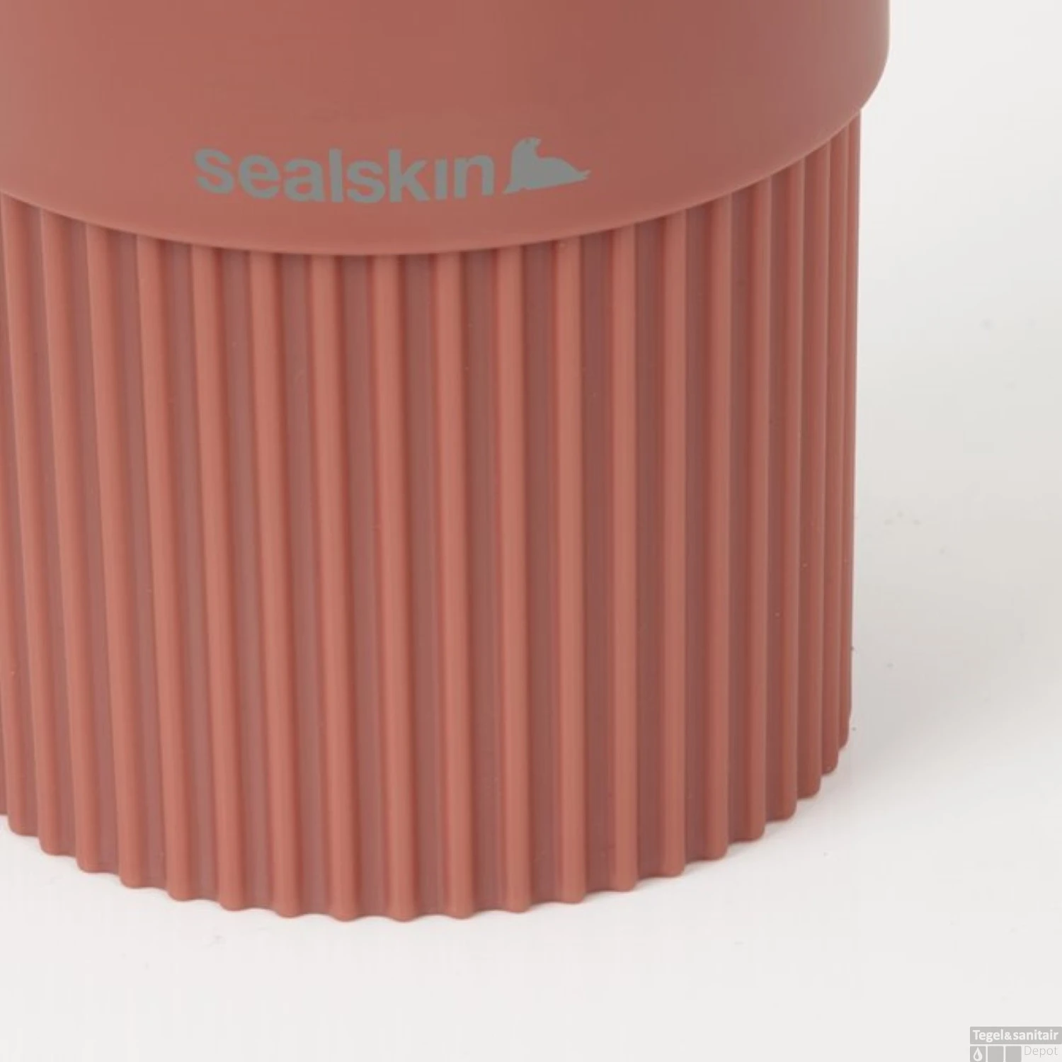 Tandenborstelbeker Sealskin Brave Vrijstaand Donkerroze 7 Tandenborstelbeker Sealskin Brave Vrijstaand Donkerroze - Afbeelding 5