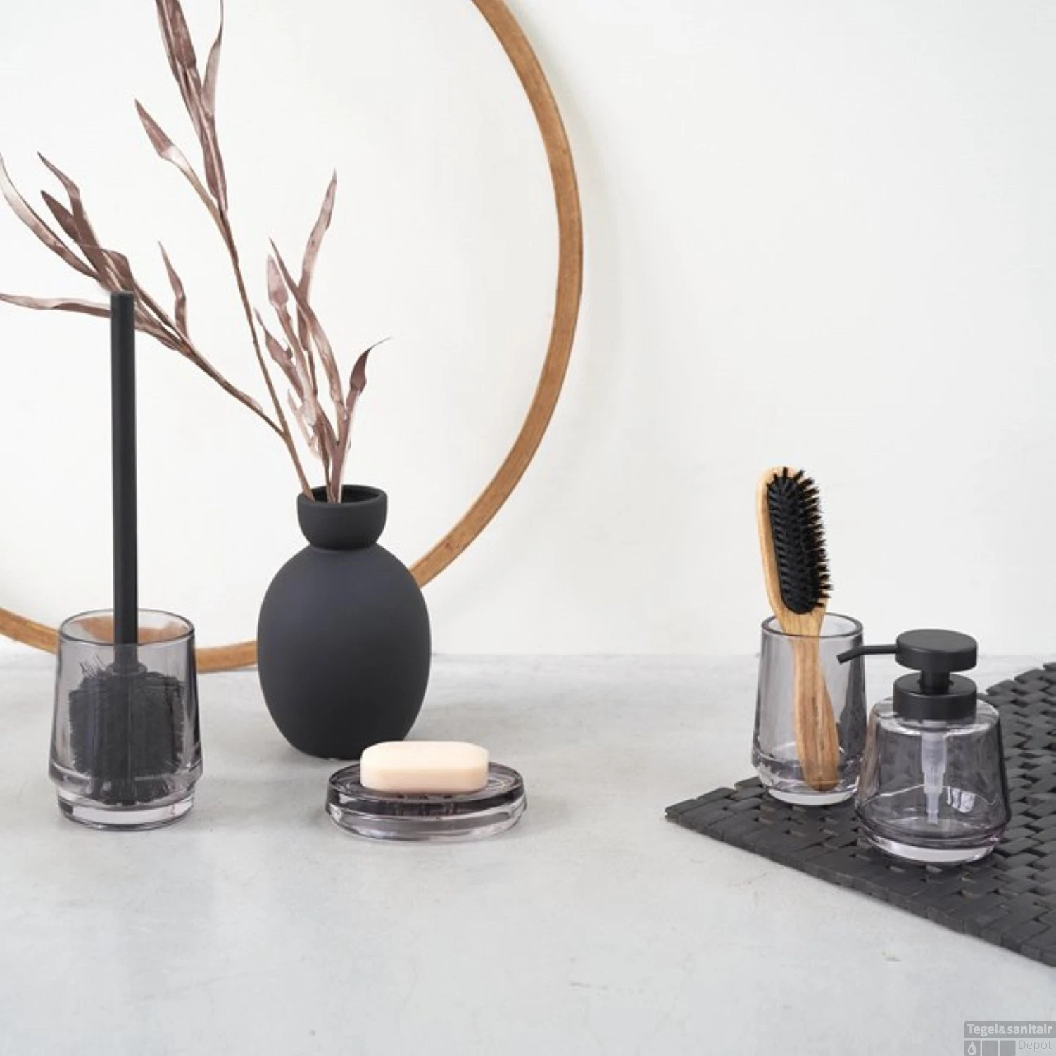 Zeepdispenser Vrijstaand Sealskin Mood 380 Ml Grijs 7 Zeepdispenser Vrijstaand Sealskin Mood 380 Ml Grijs - Afbeelding 5