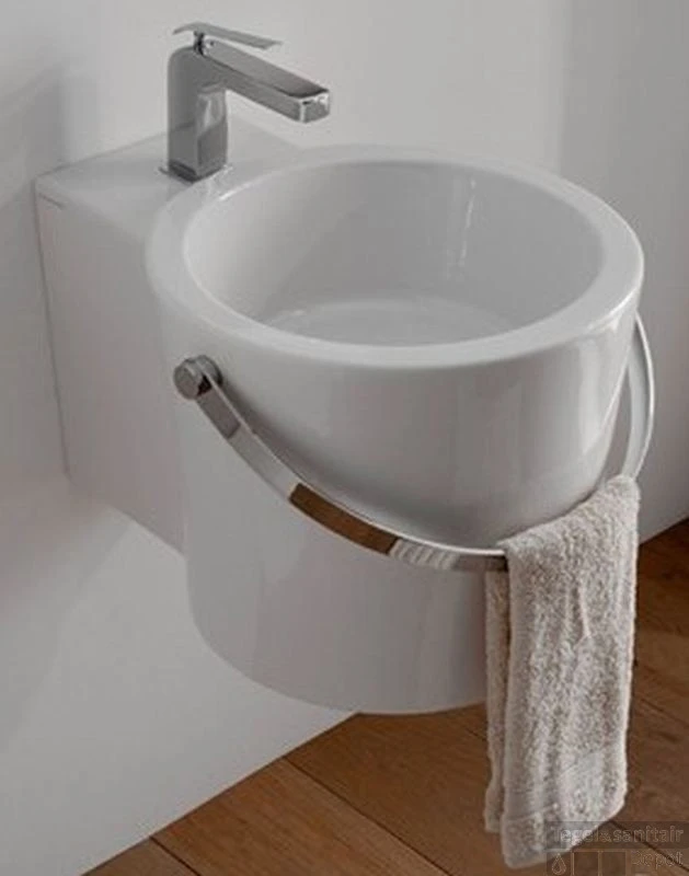 B&w-luxury Aspa Fontein Rond 30x40cm.m/kraangat M/handdoekbeugel Wit 3 B&w-luxury Aspa Fontein Rond 30x40cm.m/kraangat M/handdoekbeugel Wit