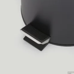 Pedaalemmer Geesa Hotel 5 Liter RVS Zwart -Goedkope Stijl Baden Winkel 91635 06 sfeer 1