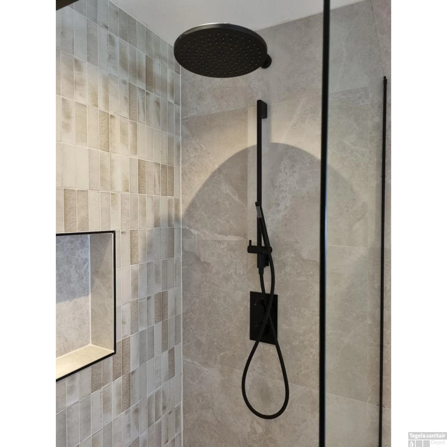 Vloertegel Alaplana P.E.Tenby Slipstop Beige 60x60 Cm Beige (doosinhoud 1.44m2) 5 Vloertegel Alaplana P.E.Tenby Slipstop Beige 60x60 Cm Beige (doosinhoud 1.44m2) - Afbeelding 3