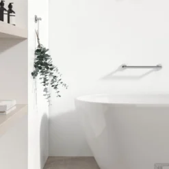 Badgreep Geesa Nemox 30 Cm Hoekig Chroom 8 Badgreep Geesa Nemox 30 Cm Hoekig Chroom -Goedkope Stijl Baden Winkel badgreep geesa nemox 30 cm chroom sfeer 1