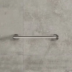 Badgreep Geesa Nemox 30 Cm Hoekig RVS 7 Badgreep Geesa Nemox 30 Cm Hoekig RVS -Goedkope Stijl Baden Winkel badgreep geesa nemox 30 cm hoekig rvs sfeer 1