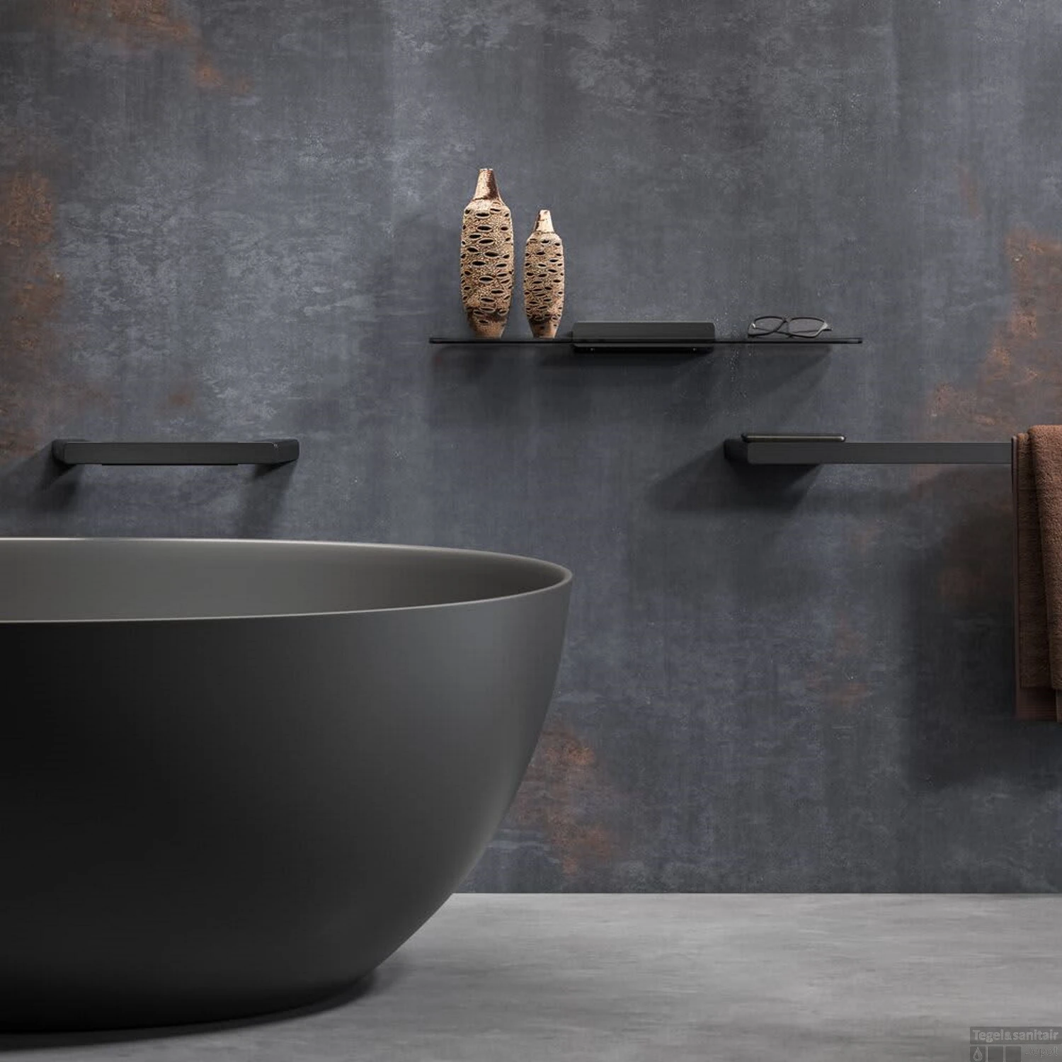 Badgreep Geesa Shift 30 Cm Geborsteld Zwart Metaal 5 Badgreep Geesa Shift 30 Cm Geborsteld Zwart Metaal - Afbeelding 3