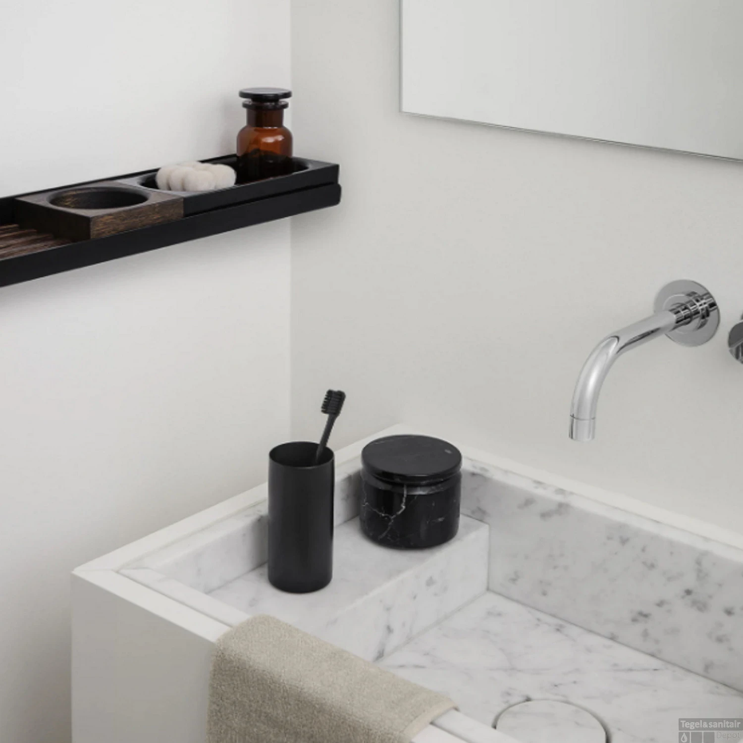 Doucheplanchet Blomus Modo 34 Cm Zwart 5 Doucheplanchet Blomus Modo 34 Cm Zwart - Afbeelding 3