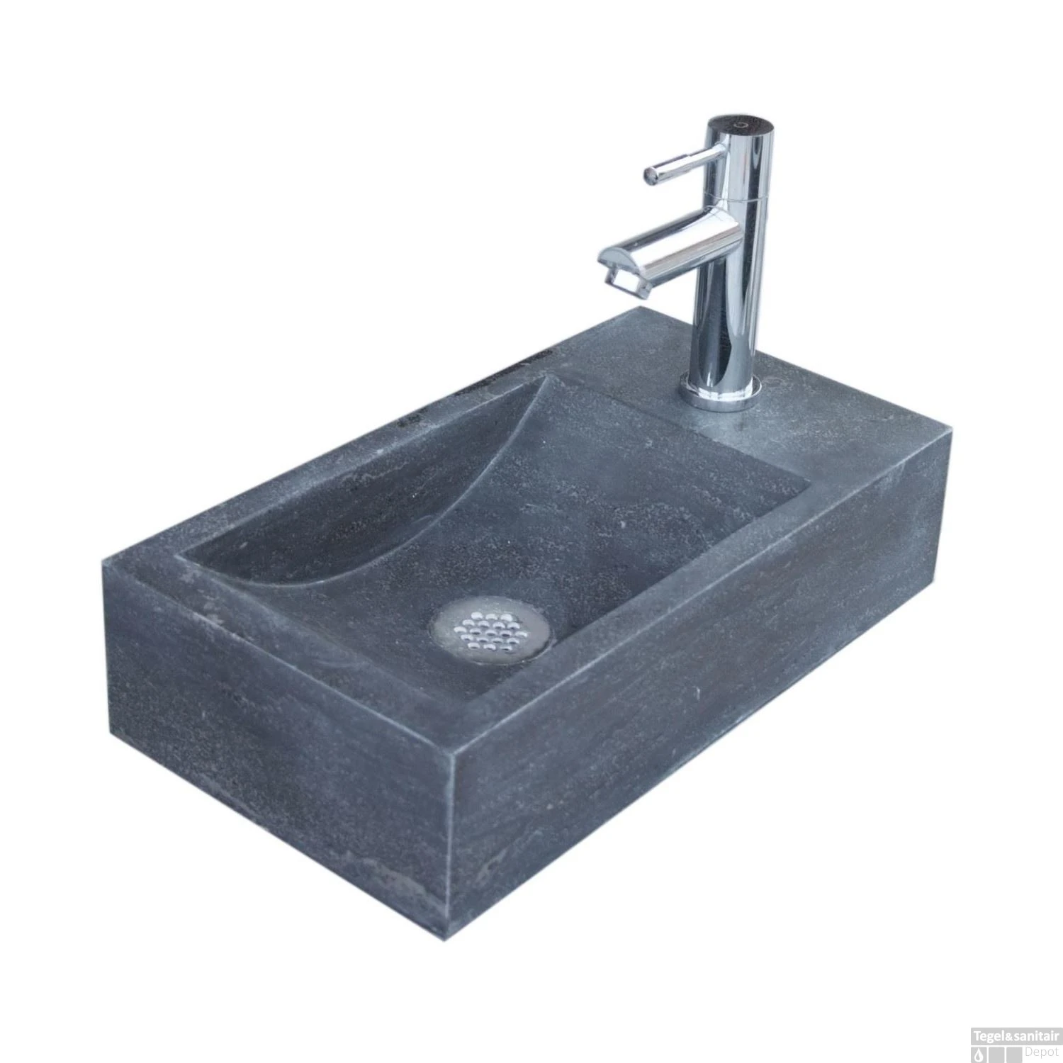 Natuursteen Fontein Wiesbaden Recto 40x22x10cm (kraangat Recht) 3 Natuursteen Fontein Wiesbaden Recto 40x22x10cm (kraangat Recht)