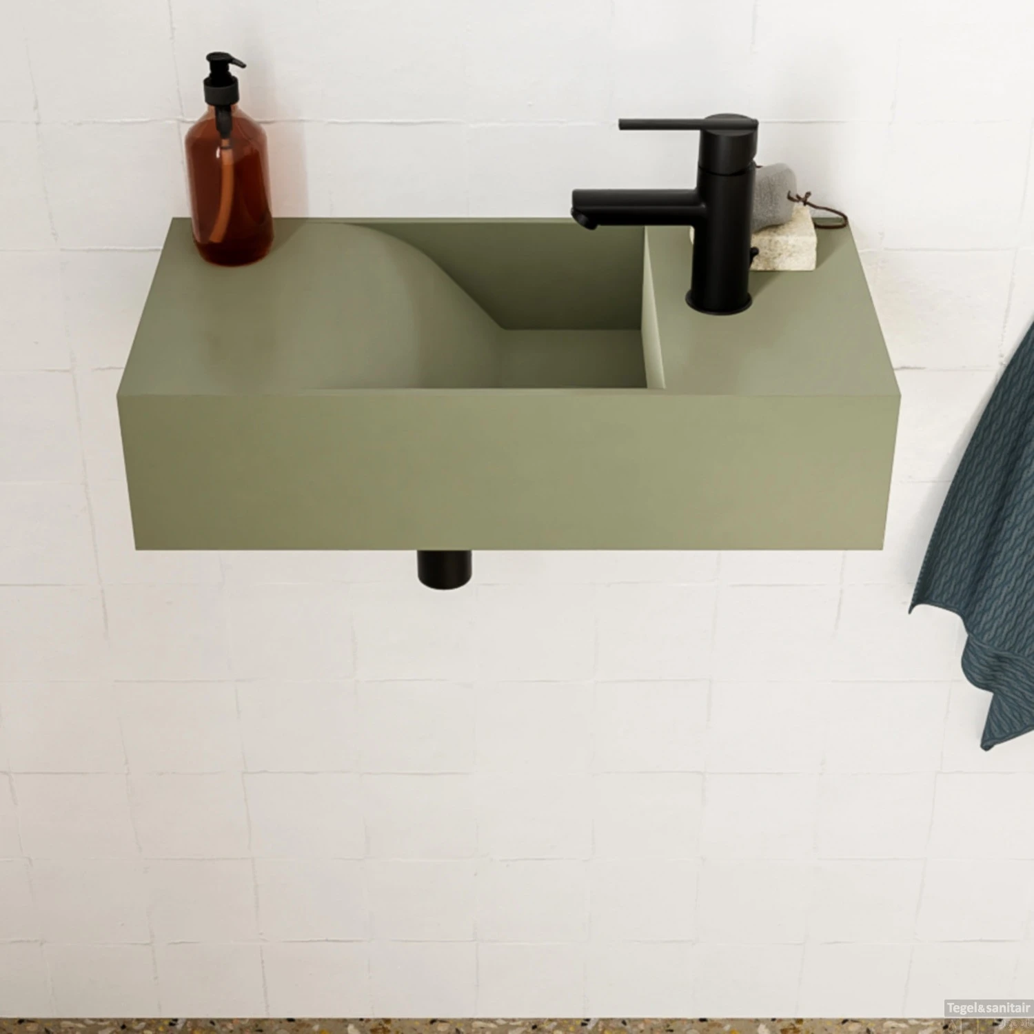 Fontein Salenzi Arro 50x26 Cm Mat Legergroen Rechts 4 Fontein Salenzi Arro 50x26 Cm Mat Legergroen Rechts - Afbeelding 2