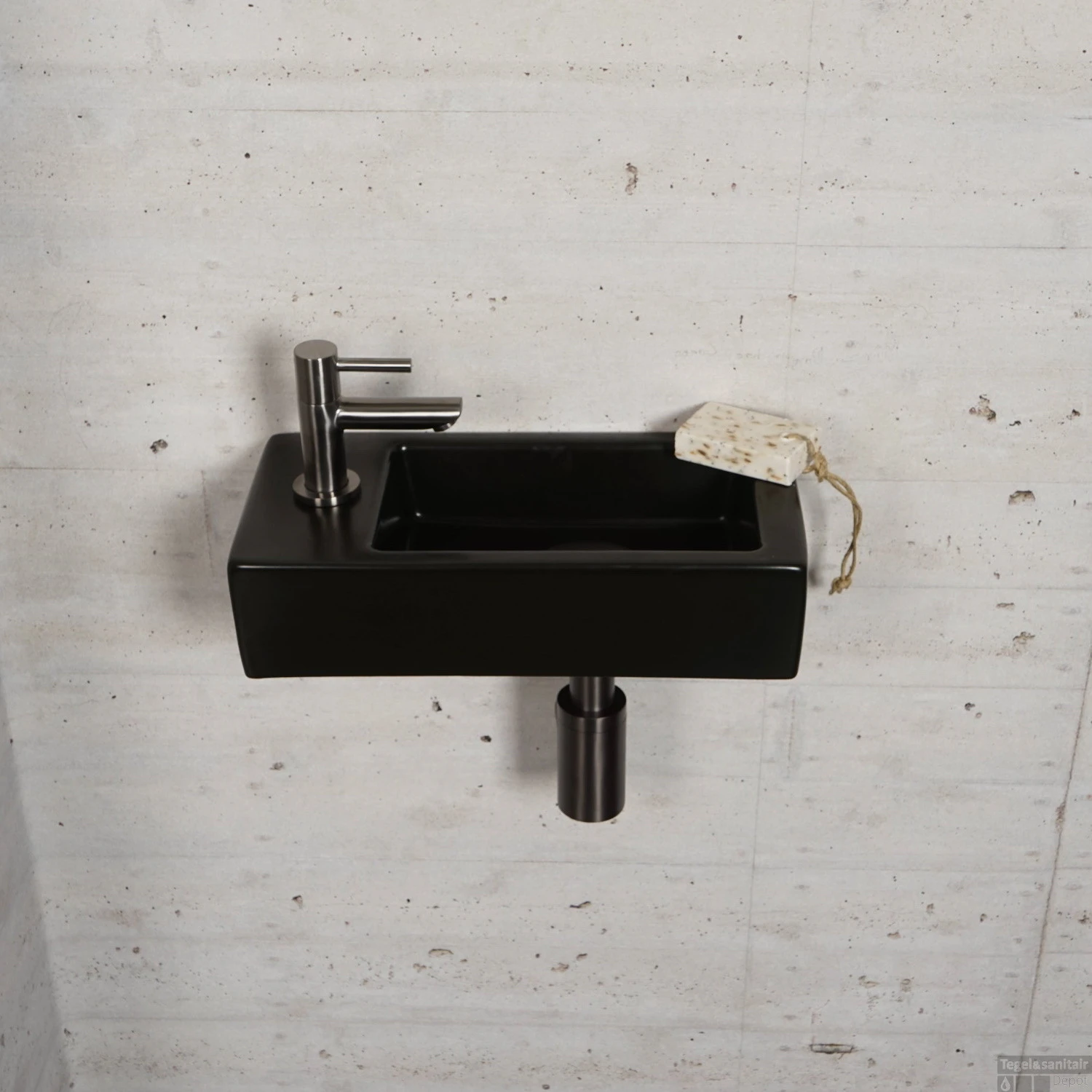 Fonteinset Mat Zwart Wiesbaden Color Gun Metal (kraangat Links) 3 Fonteinset Mat Zwart Wiesbaden Color Gun Metal (kraangat Links)