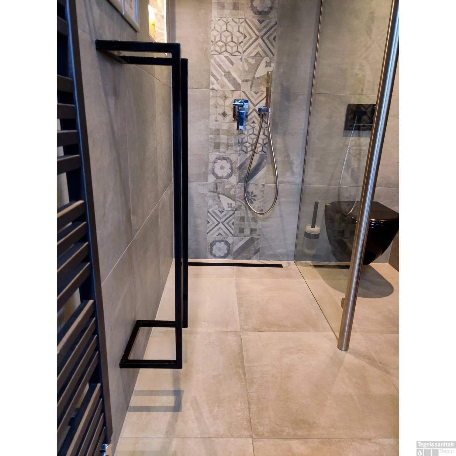 BWS Handdoekenrek Industrieel | 95x25x20cm | Zwart 13 BWS Handdoekenrek Industrieel | 95x25x20cm | Zwart - Afbeelding 11