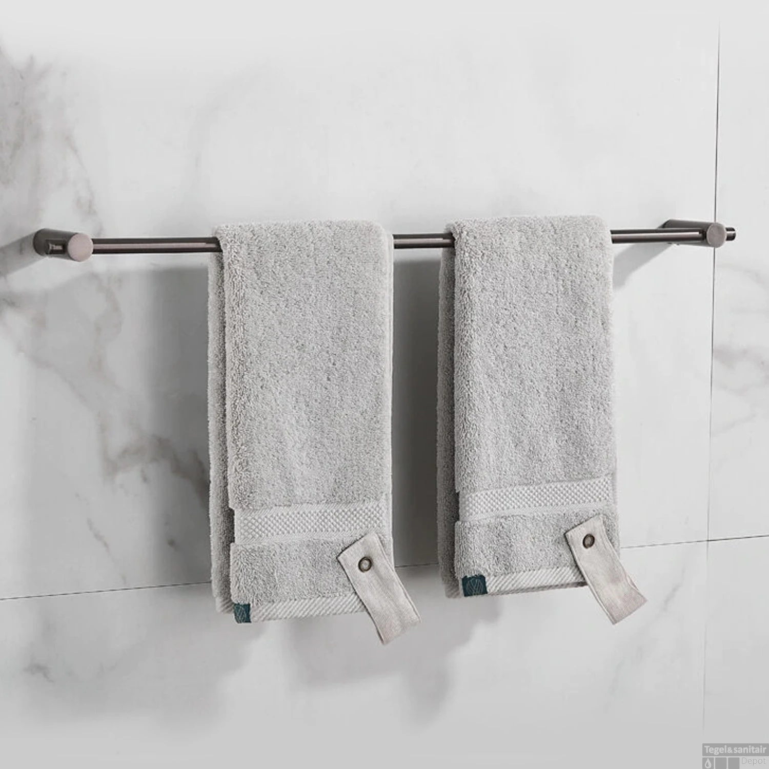 Handdoekhouder Boss & Wessing Academy 60 Cm Gunmetal 3 Handdoekhouder Boss & Wessing Academy 60 Cm Gunmetal