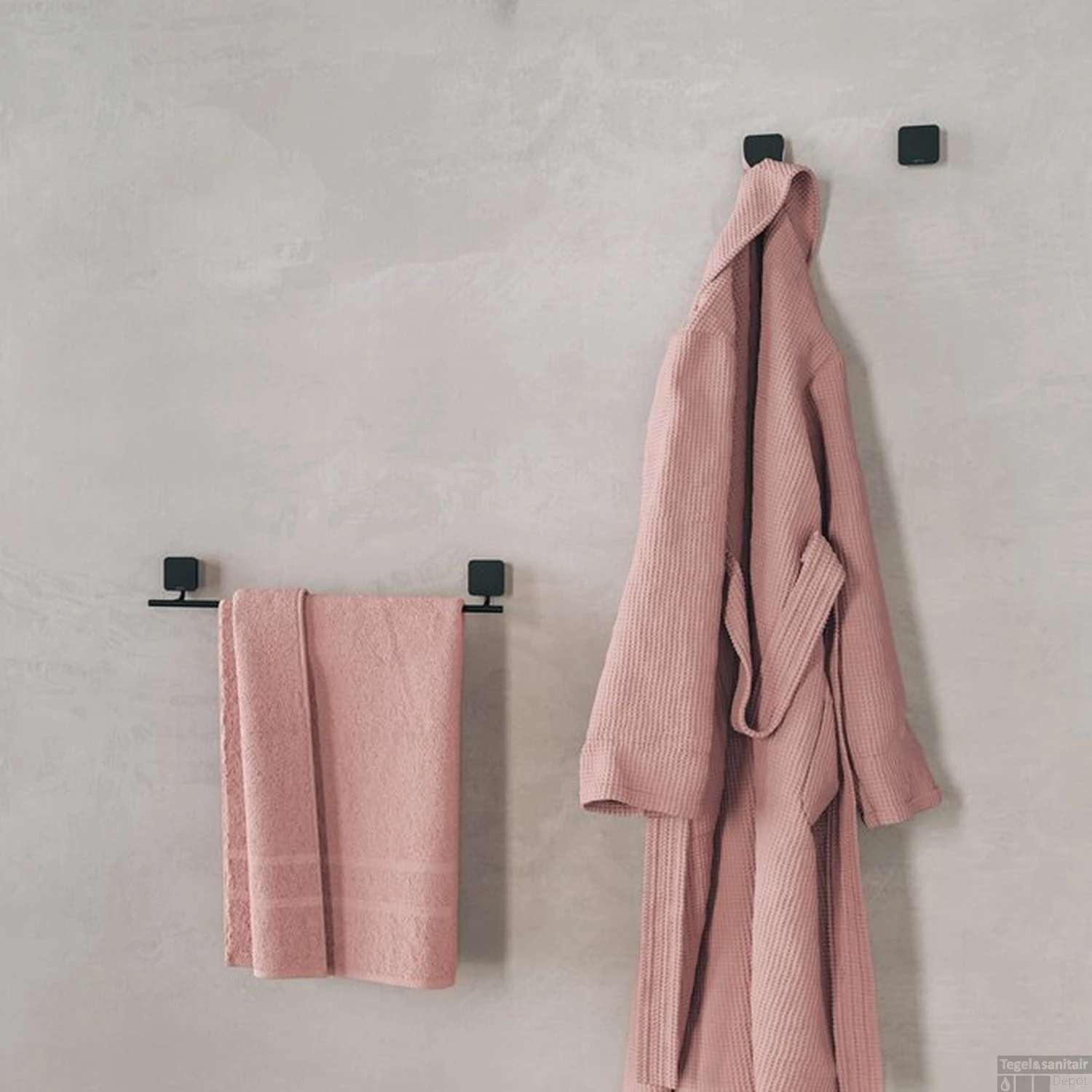 Handdoekrek Geesa Topaz 45cm Minimalistisch Mat Zwart 6 Handdoekrek Geesa Topaz 45cm Minimalistisch Mat Zwart - Afbeelding 4