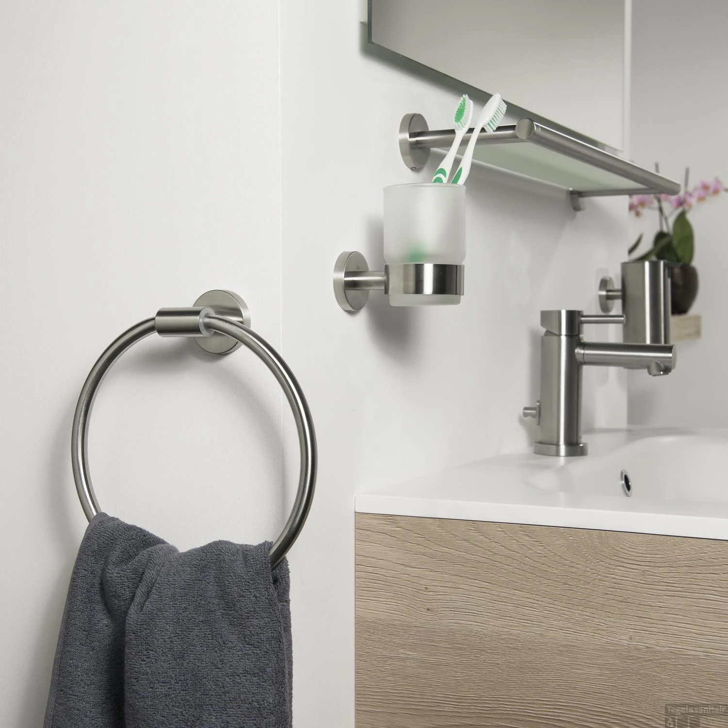 Handdoekring Tiger Boston RVS 4 Handdoekring Tiger Boston RVS - Afbeelding 2