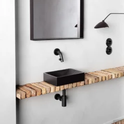 Clou Vale Fontein Zonder Kranenbank Met Geintergreerde Afvoer Mat Zwart Keramiek 28 Cm