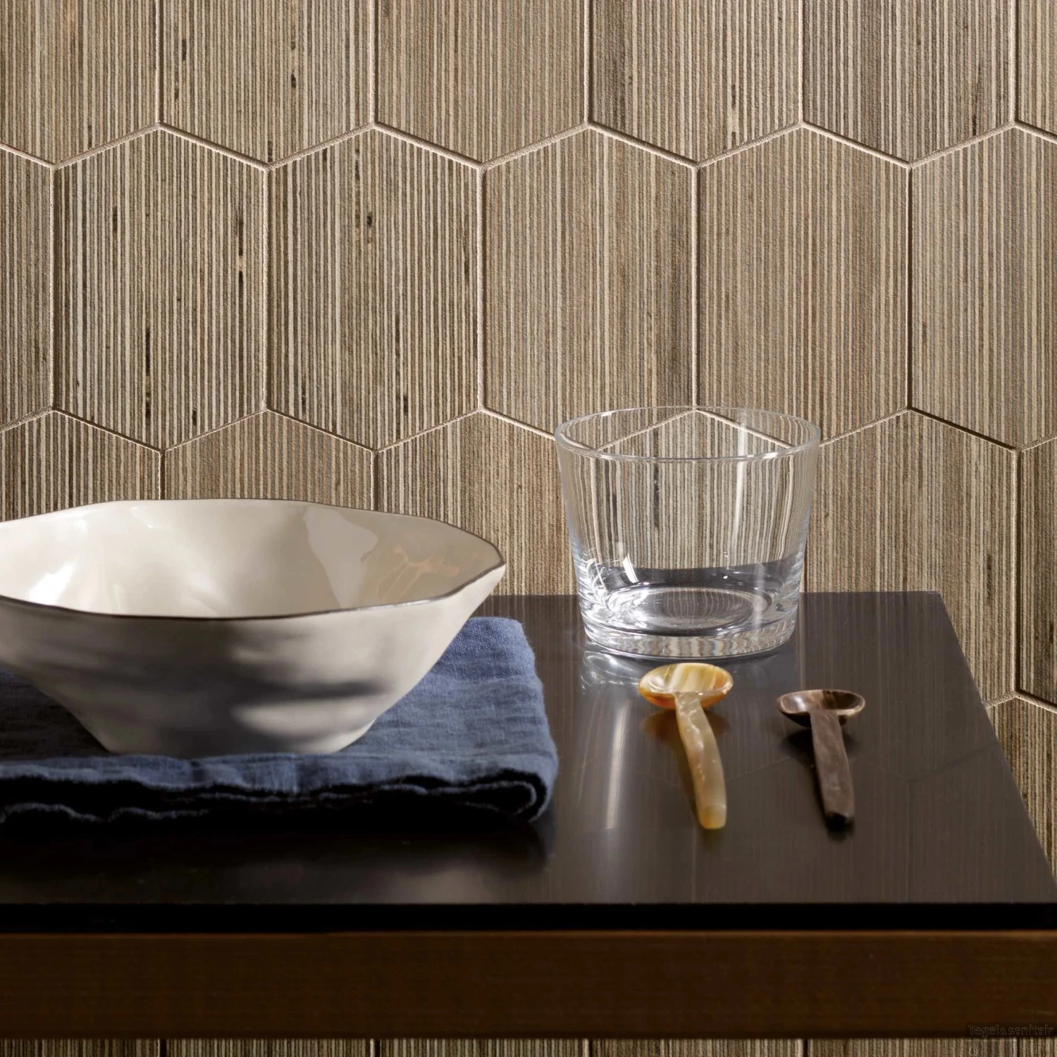 Vloertegel Douglas & Jones Textures Mat Tortora 6-Kant 30x30 Cm (Doosinhoud 0.45m2) - Afbeelding 2