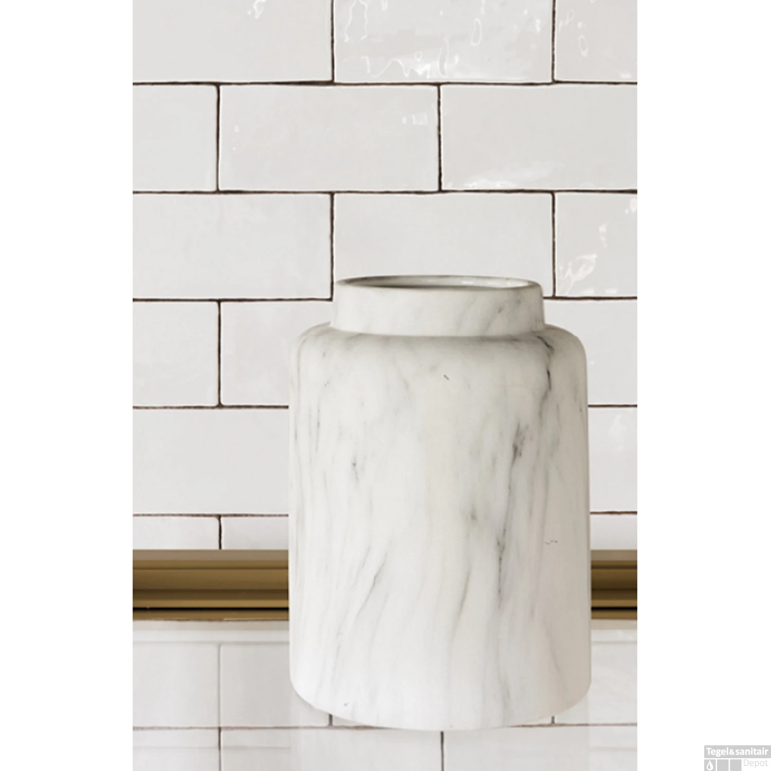 Wandtegel Piet Boon Signature White Glossy 7,5x15 Cm Wit (Doosinhoud: 0,49 M²) 5 Wandtegel Piet Boon Signature White Glossy 7,5x15 Cm Wit (Doosinhoud: 0,49 M²) - Afbeelding 3