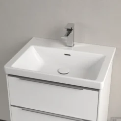 Wastafel Villeroy & Boch Subway 3.0 Met CeramicPlus 1 Kraangat Met Overloop 60x47x16.5 Cm Wit Alpin -Goedkope Stijl Baden Winkel wastafel villeroy boch subway 3.0 60x47x16.5 cm wit alpin sfeer3 1